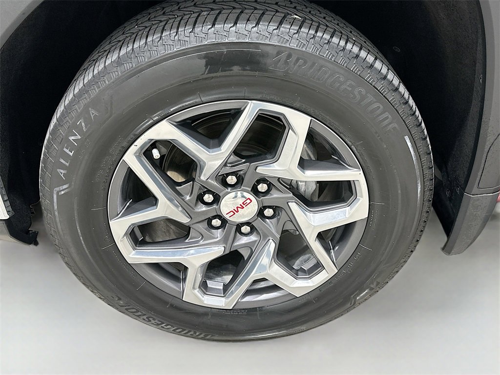 Used 2024 GMC Sierra 1500 SLT w/ SLT Premium Plus Package image 32