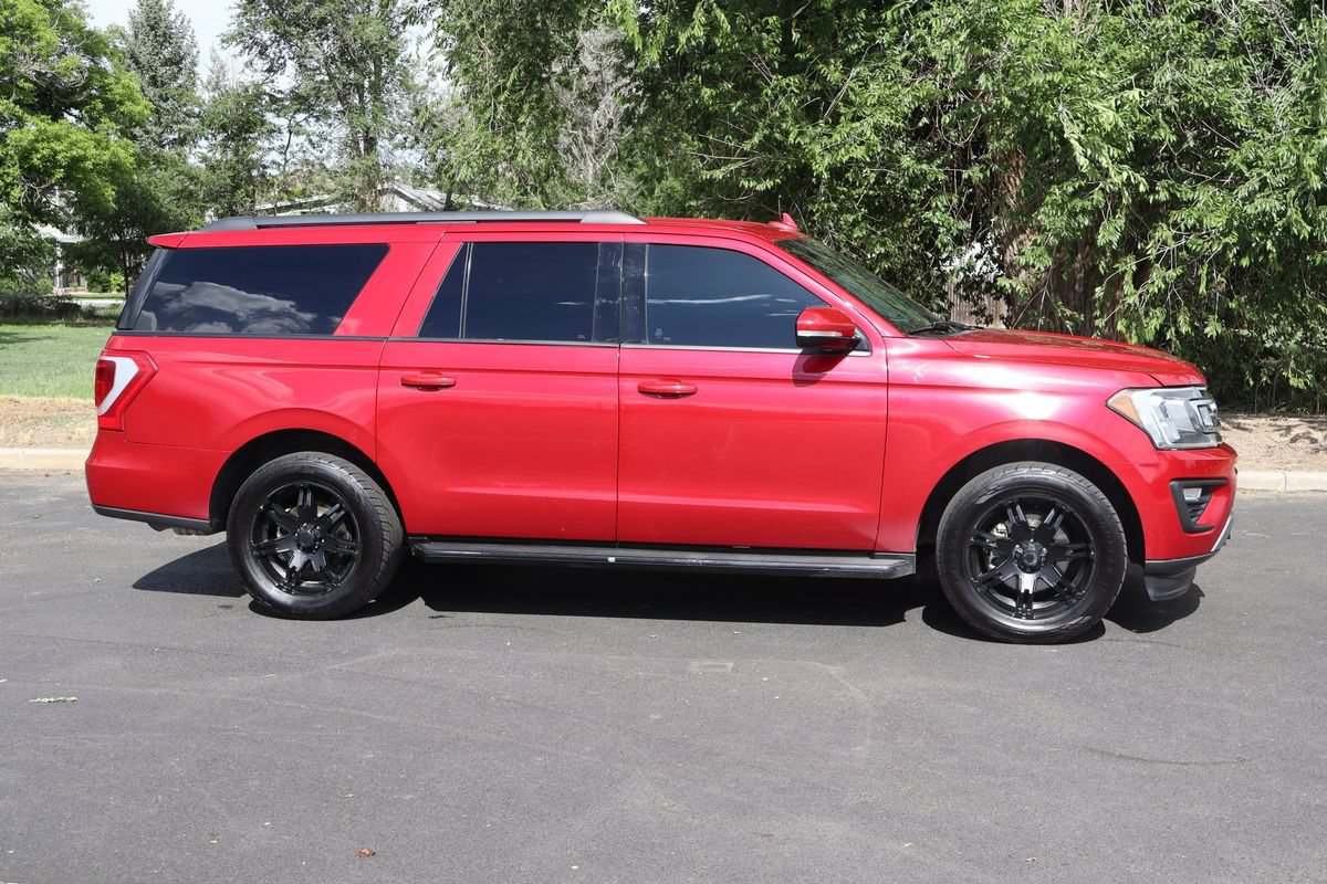 Used 2020 Ford Expedition Max XLT w/ Equipment Group 202A AWD/4WD image 3