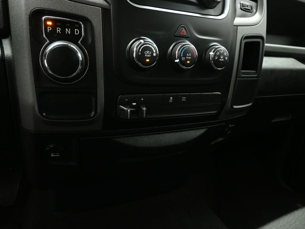 Used 2018 RAM 1500 Express image 17