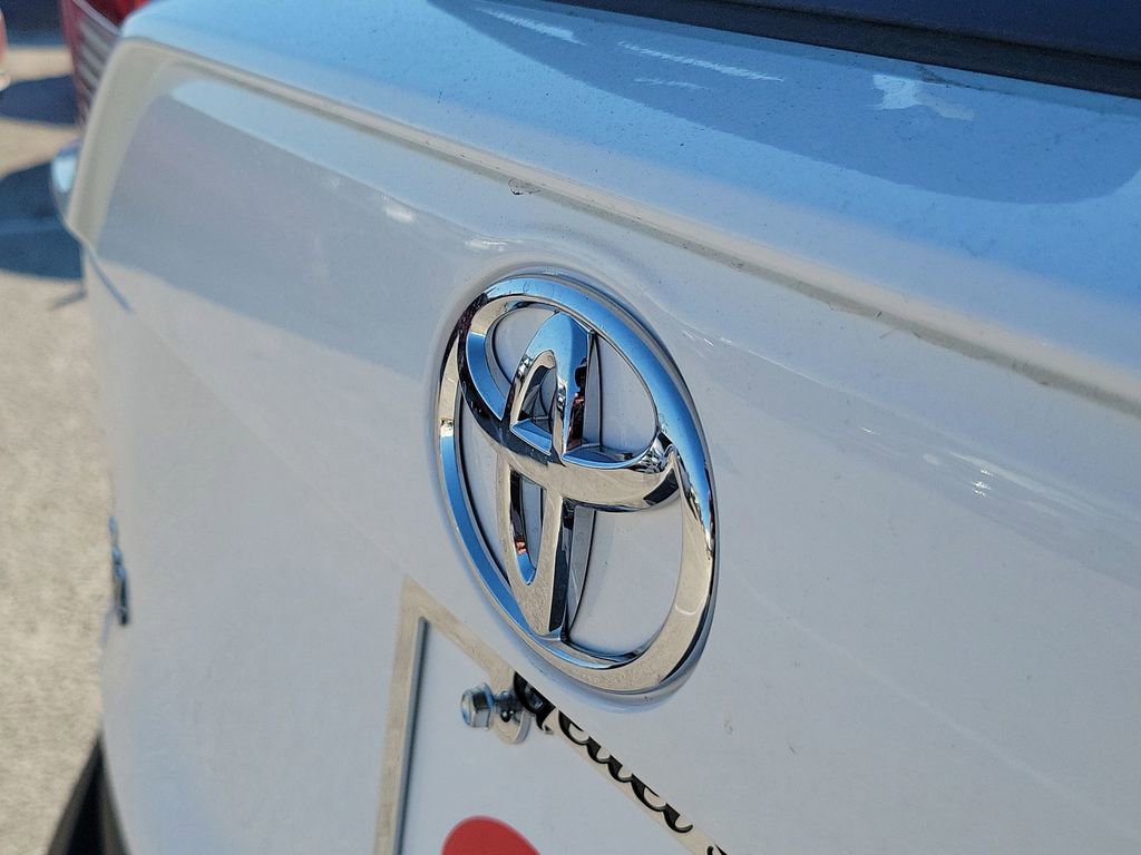New 2025 Toyota RAV4 XLE image 40