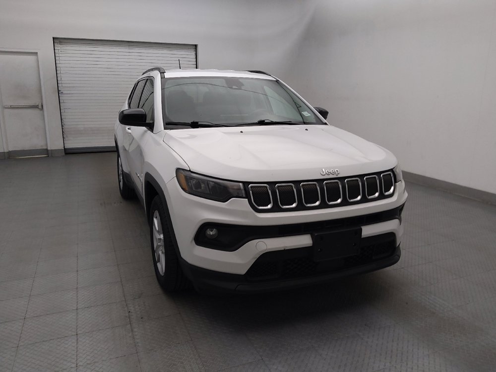 Used 2022 Jeep Compass Latitude FWD image 14