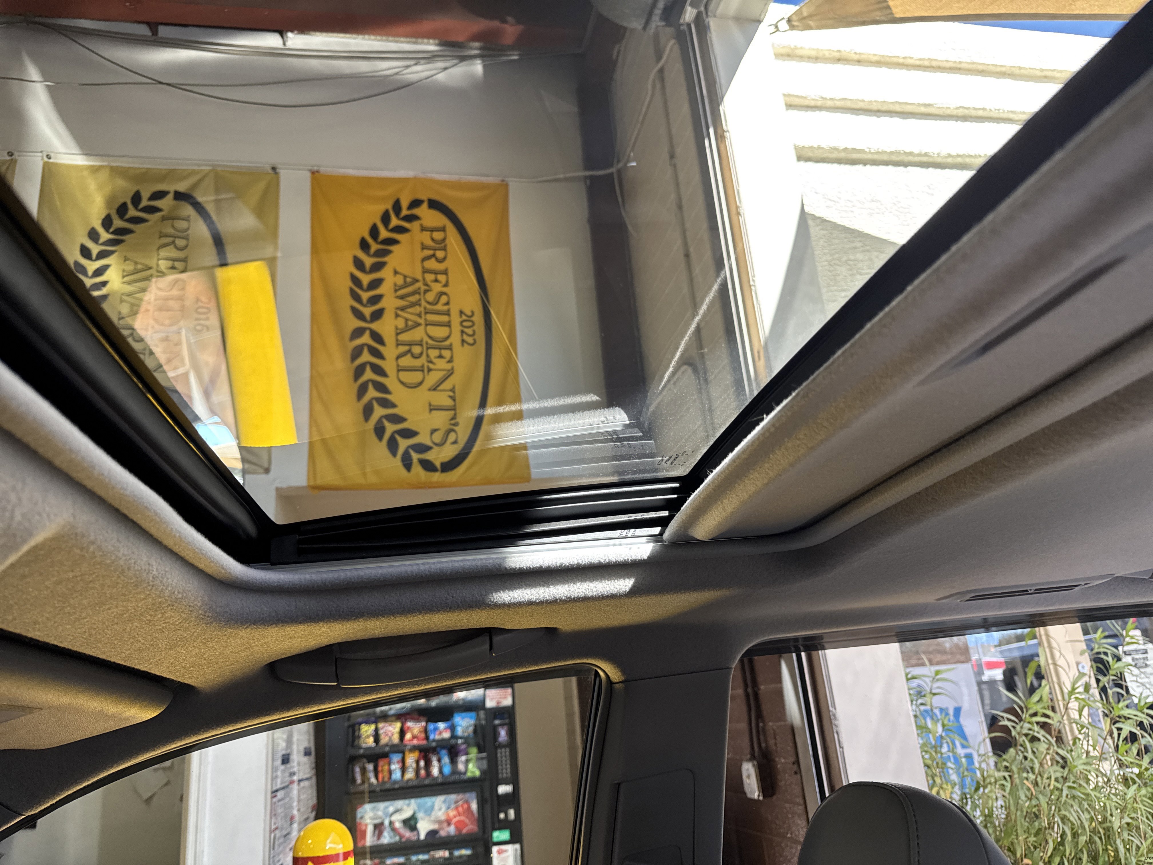 Used 2012 Toyota Highlander Limited image 35