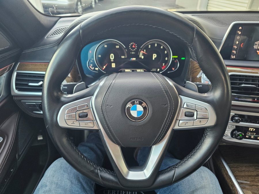 Used 2019 BMW 750i xDrive w/ Executive Package image 15