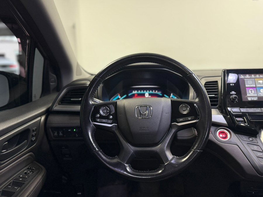 Used 2018 Honda Odyssey Touring image 41