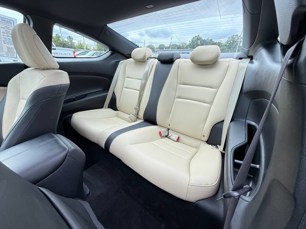 Used 2016 Honda Accord Touring image 24