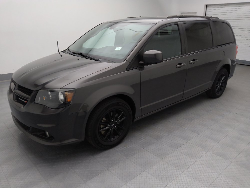 Used 2019 Dodge Grand Caravan GT image 2