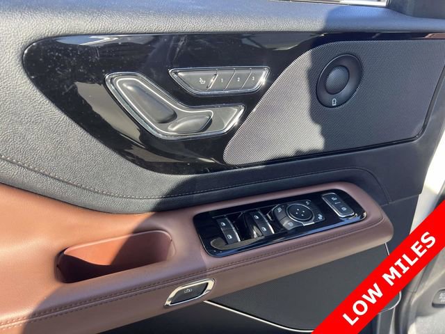 Used 2025 Lincoln Aviator Reserve w/ Illumination Package image 19
