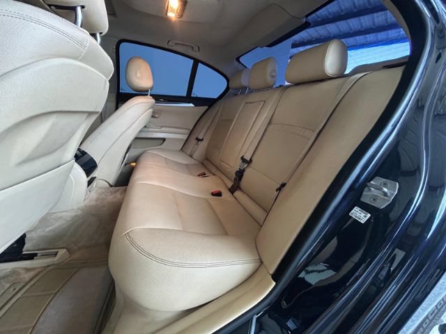 Used 2014 BMW 535i Sedan RWD image 12
