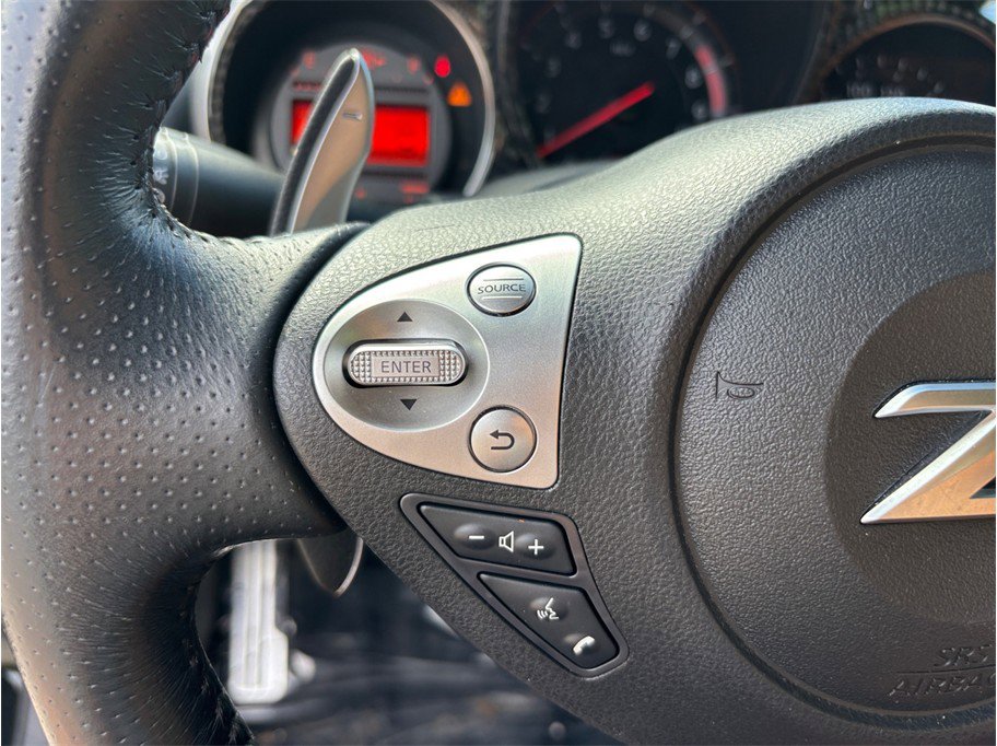 Used 2013 Nissan 370Z Touring w/ Sport Pkg image 23