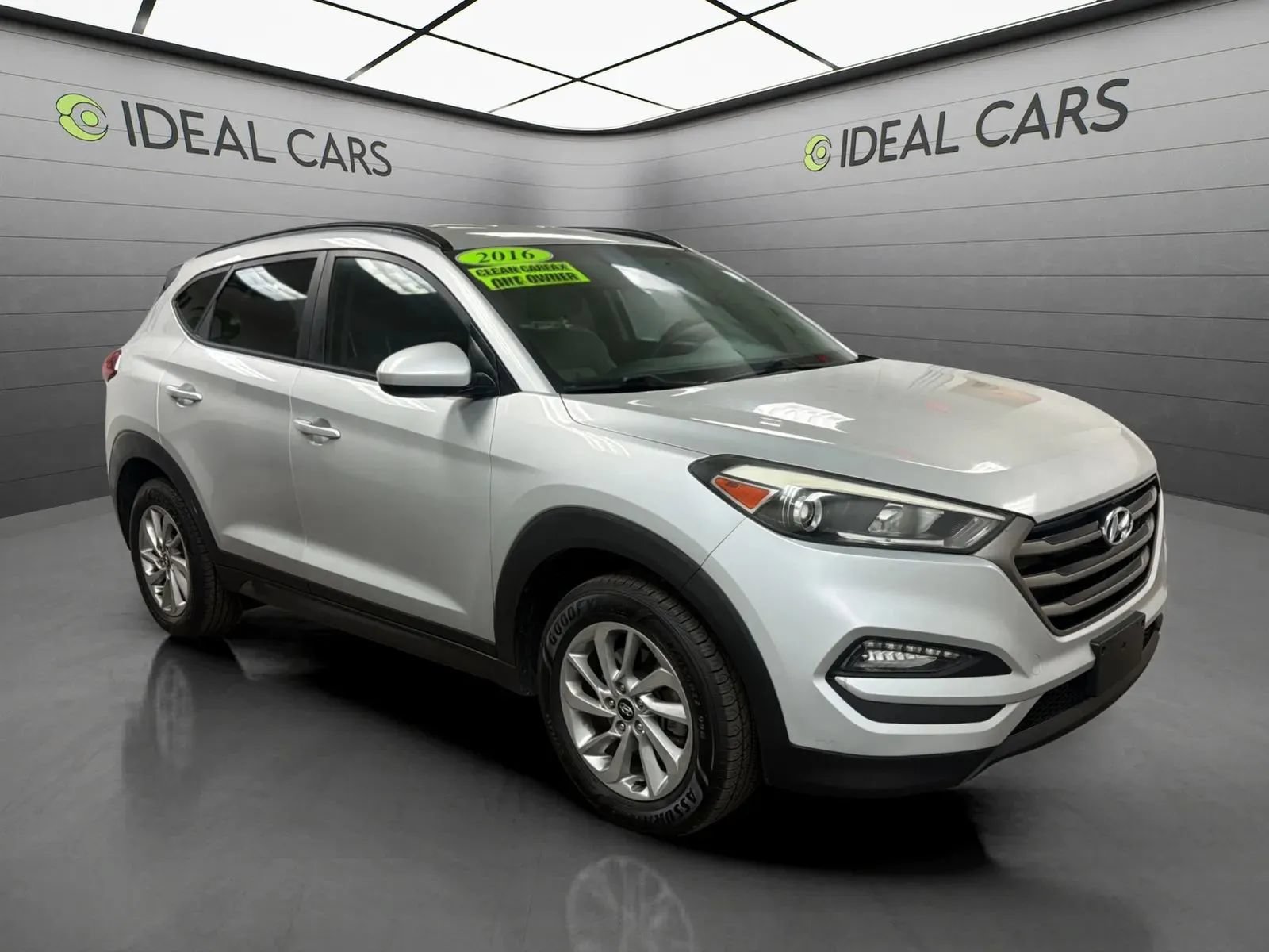 Used 2016 Hyundai Tucson SE w/ Option Group 02 FWD image 3