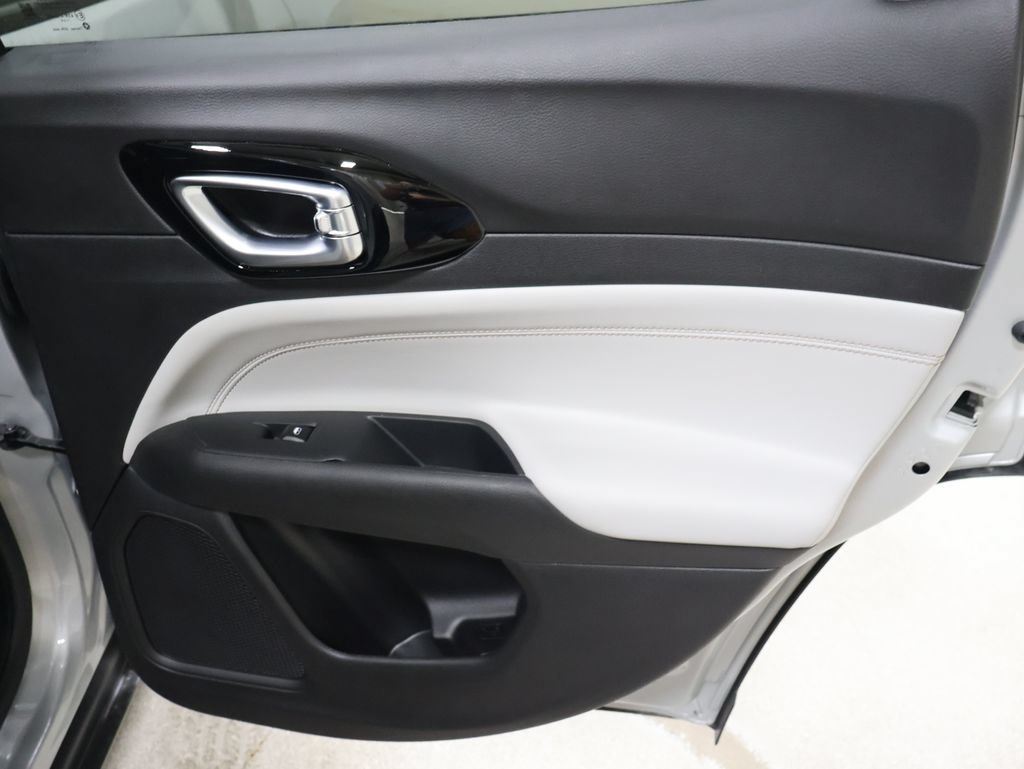New 2026 Jeep Compass Limited AWD/4WD image 16