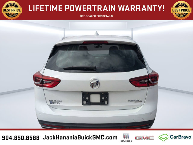 Used 2018 Buick Regal Preferred w/ Sights and Sounds Package AWD/4WD image 4