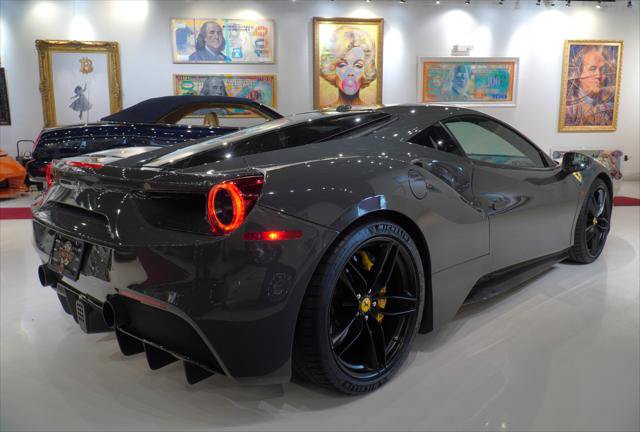 Used 2018 Ferrari 488 GTB RWD image 7