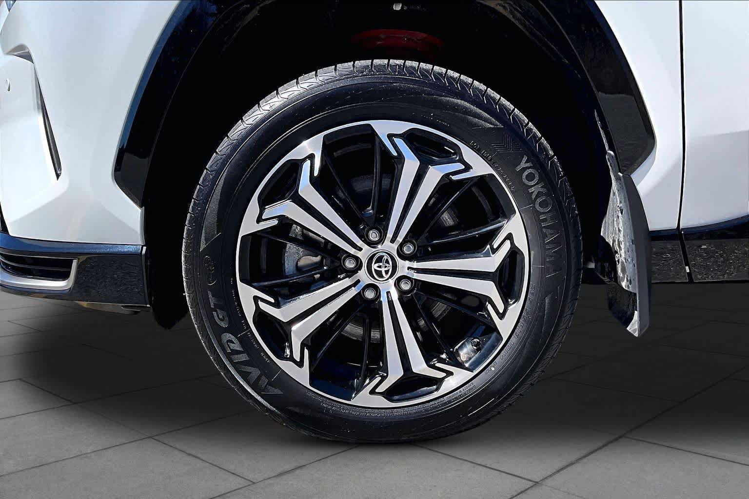 Certified 2023 Toyota RAV4 XSE w/ Premium Package AWD/4WD image 11