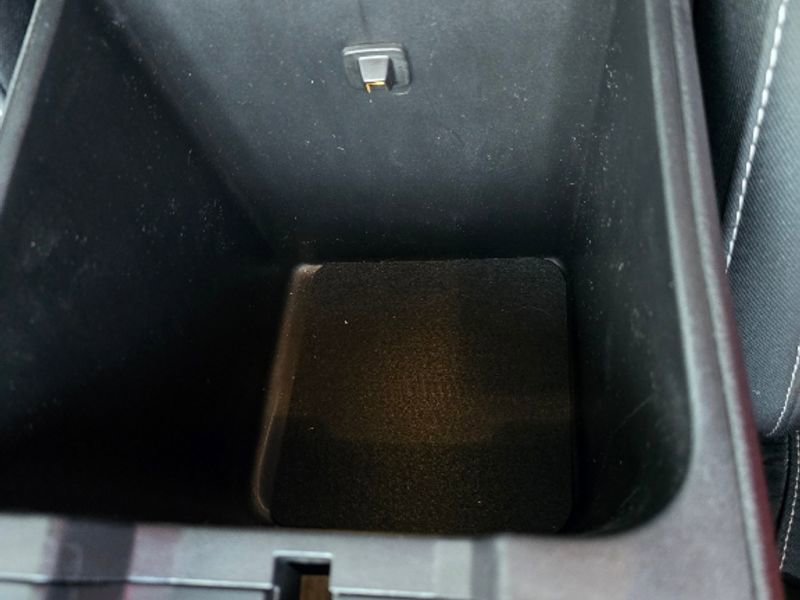 Used 2024 Jeep Grand Cherokee Laredo image 33