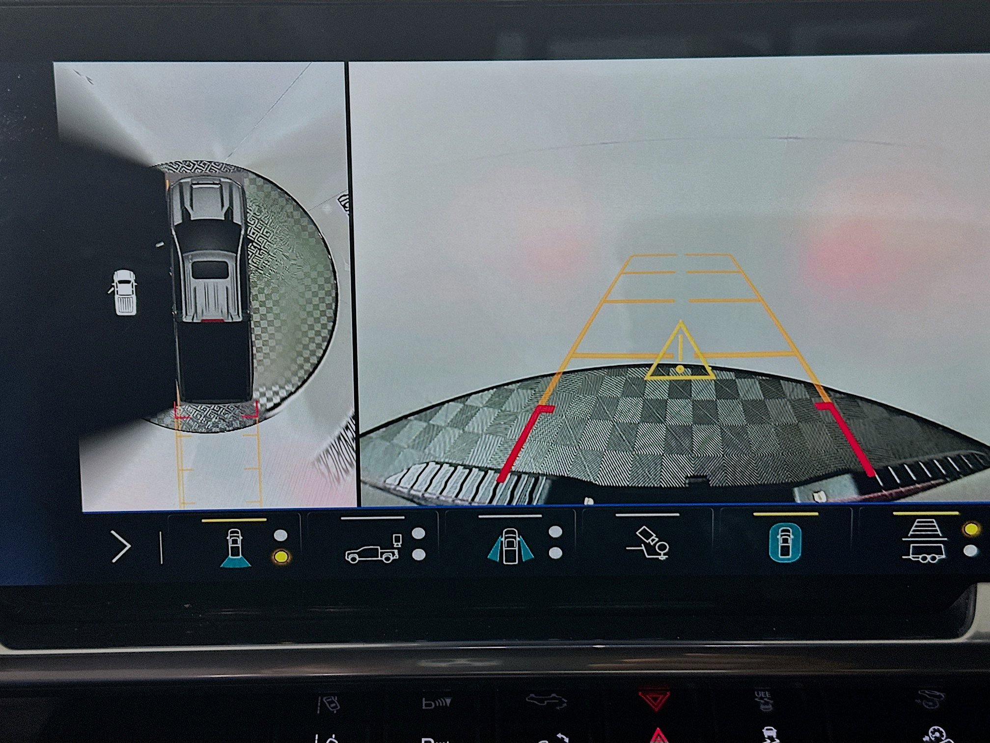 Used 2024 Chevrolet Silverado 2500 LT w/ Midnight Edition image 24