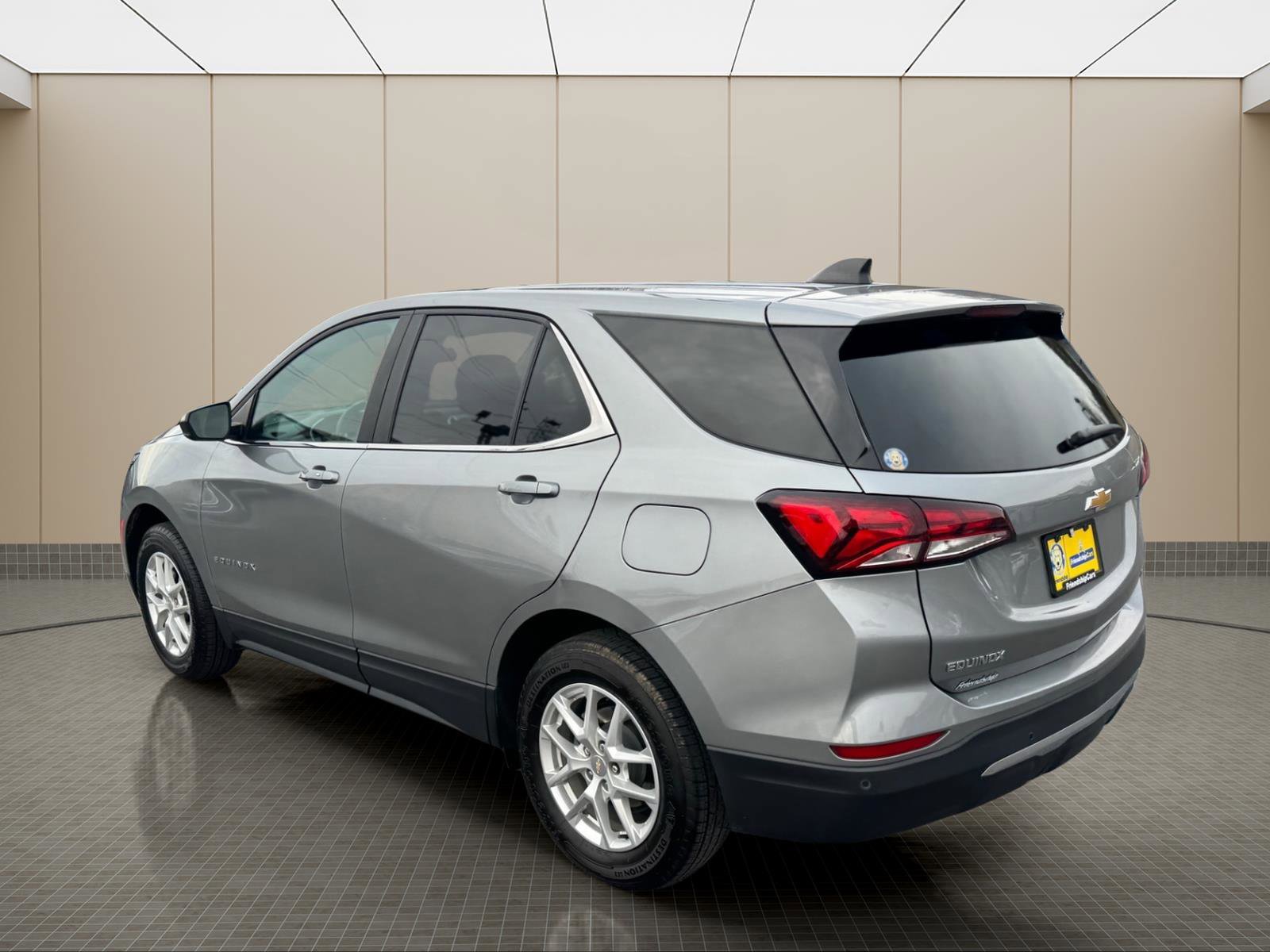 Used 2023 Chevrolet Equinox LT image 4