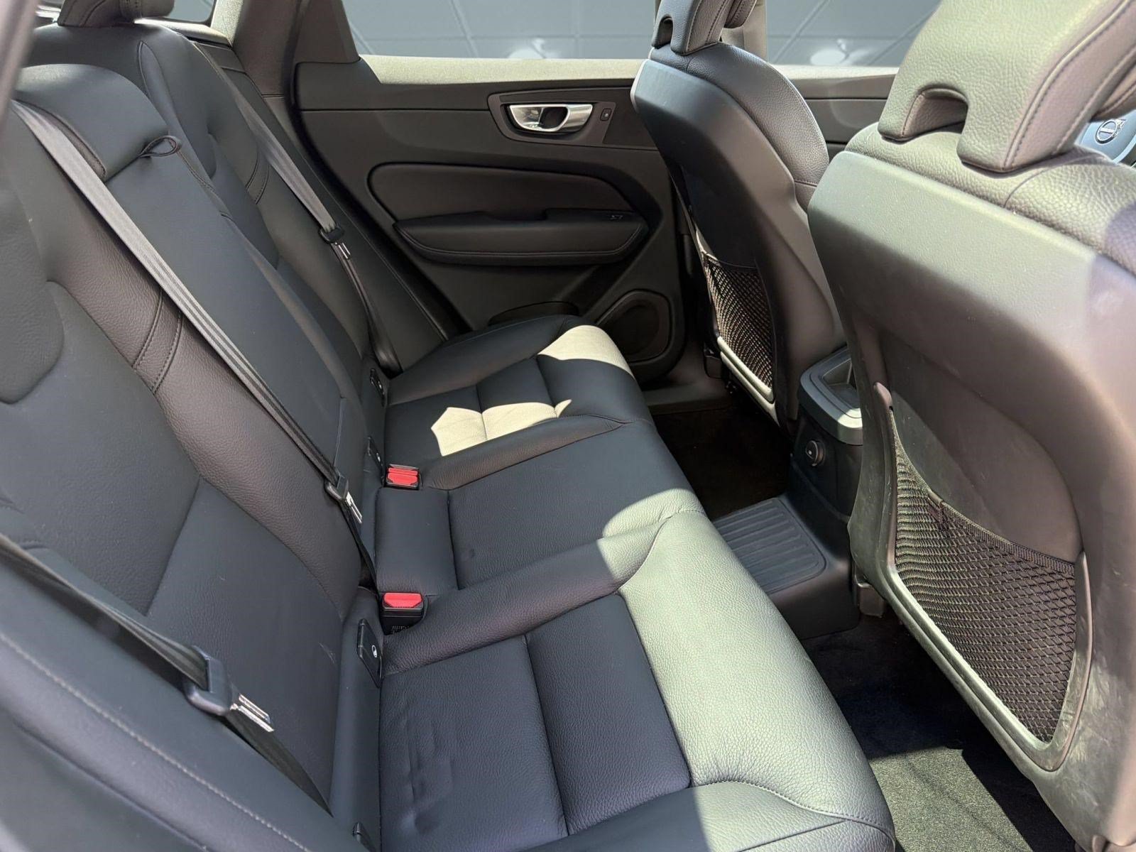 Certified 2023 Volvo XC60 T8 Plus w/ Climate Package AWD/4WD image 30
