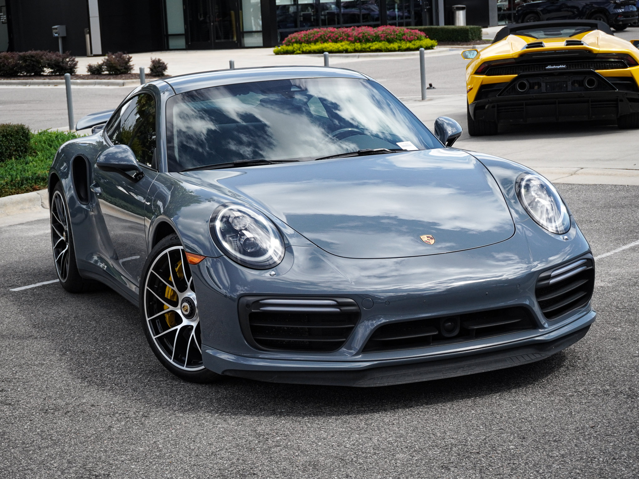 Used 2017 Porsche 911 Turbo S AWD/4WD image 2