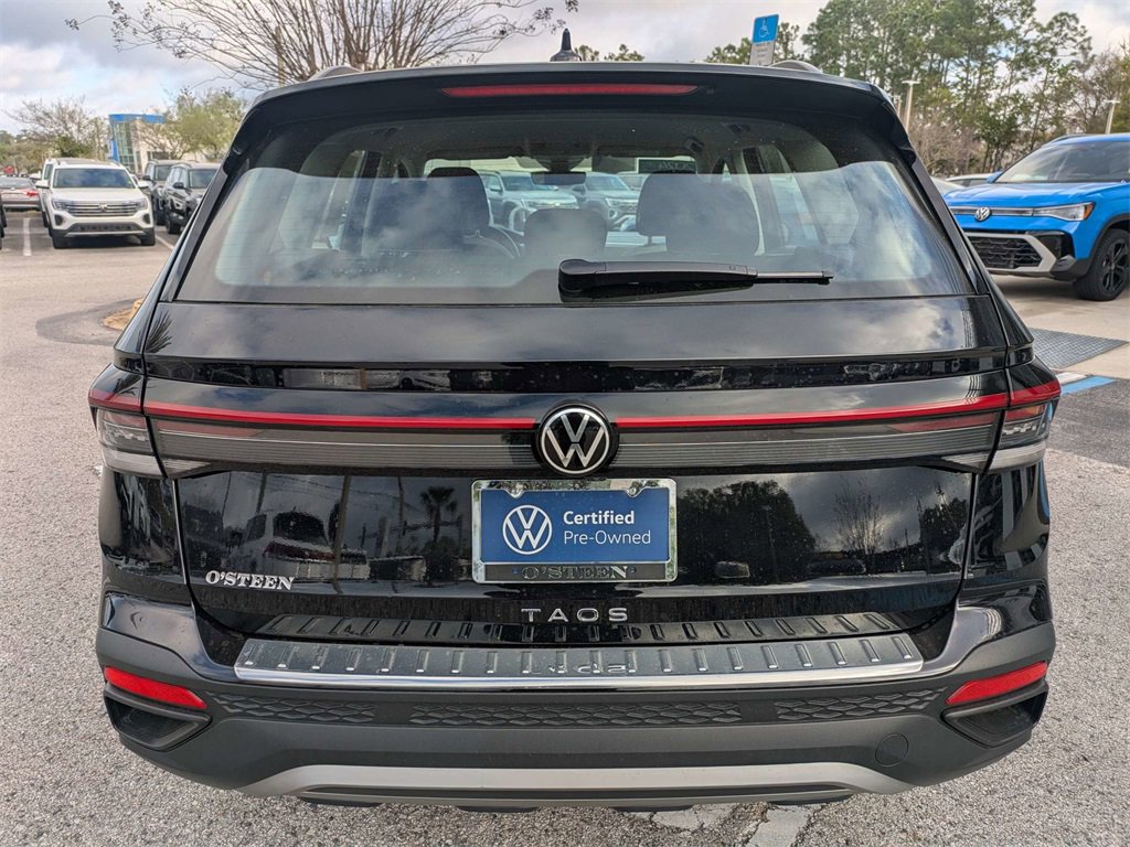 Used 2025 Volkswagen Taos S image 5