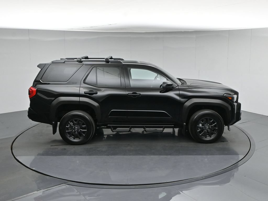 Used 2025 Toyota 4Runner SR5 AWD/4WD image 43