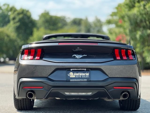 Used 2024 Ford Mustang Premium RWD image 8