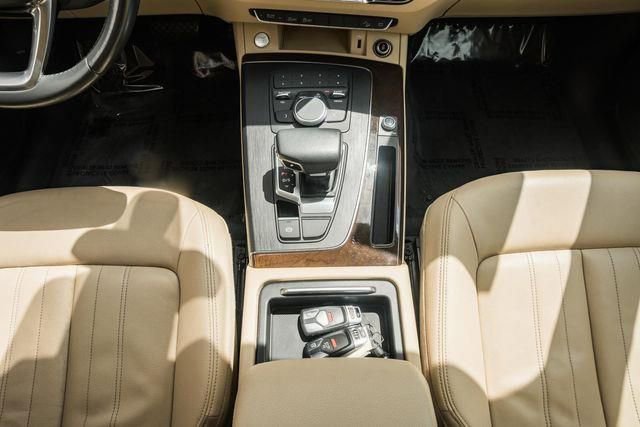 Used 2019 Audi Q5 2.0T Premium w/ Convenience Package image 29