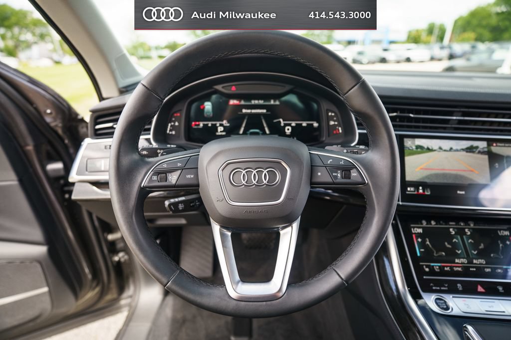 Used 2023 Audi Q7 3.0T Prestige w/ Prestige Package AWD/4WD image 15