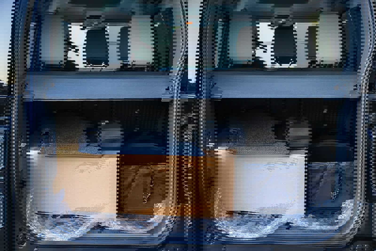 New 2026 Land Rover Defender 110 S image 25