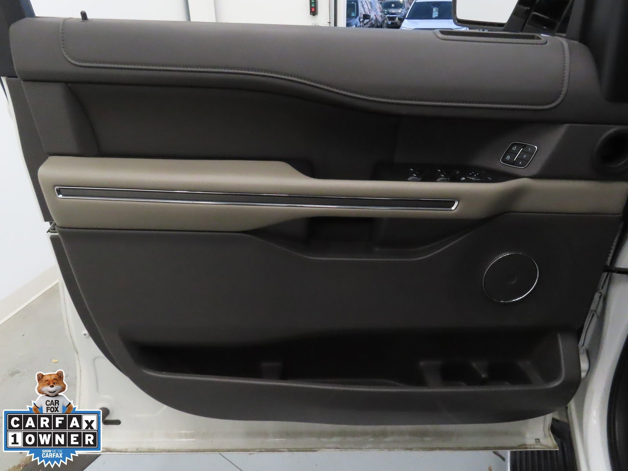 Used 2020 Ford Expedition XLT w/ Equipment Group 202A image 11