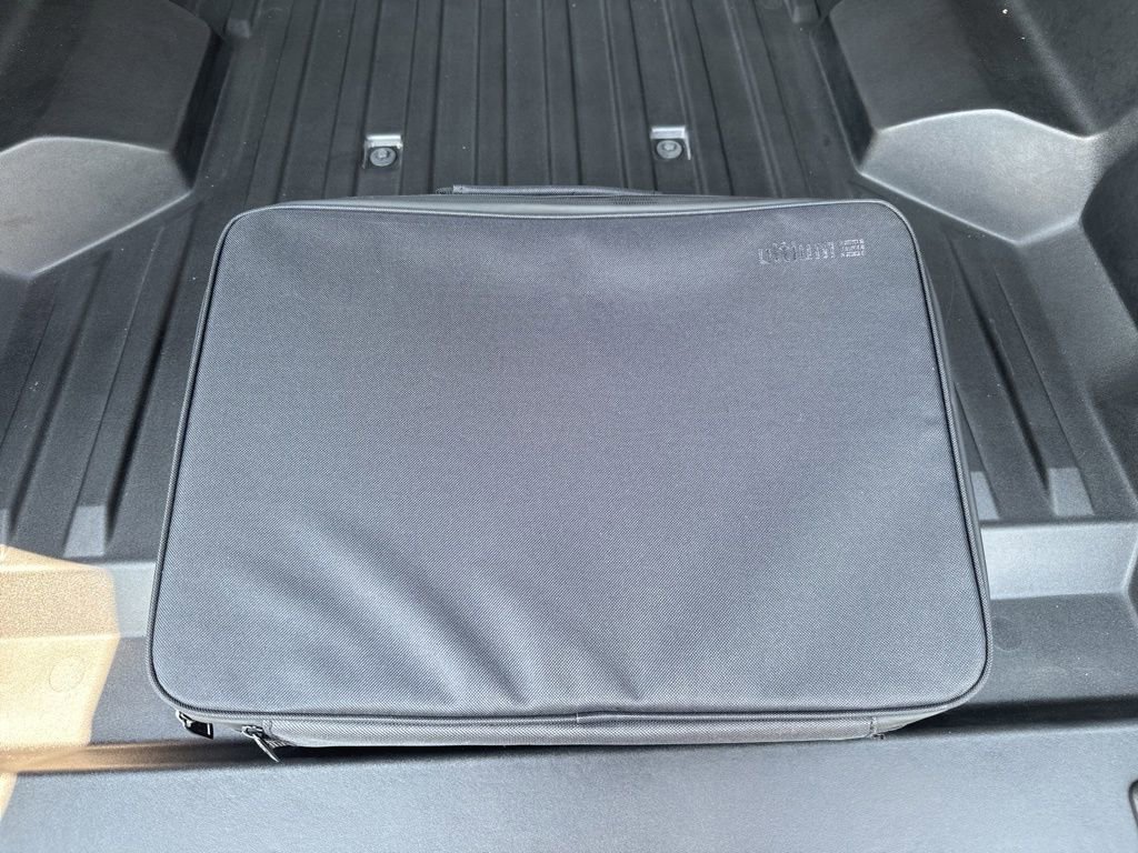 New 2025 GMC Hummer EV 2X w/ LPO, Dark Essentials Package image 53