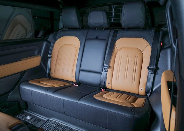 Used 2021 Land Rover Defender 90 X image 5