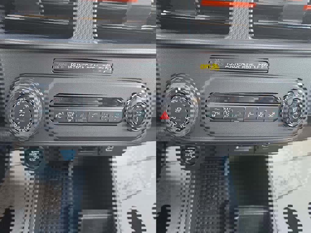 Used 2025 Ford Maverick Lariat w/ 4K Tow Package image 20