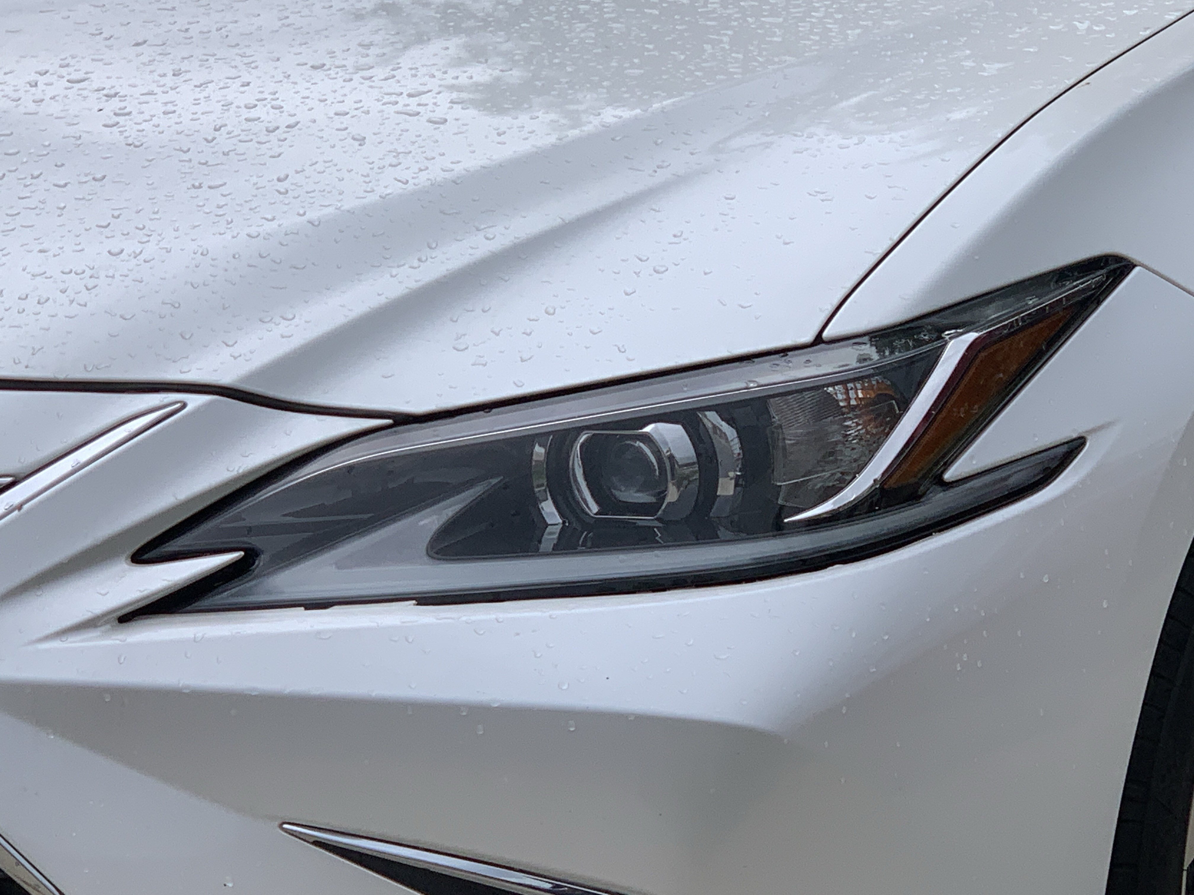 Used 2024 Lexus ES 350 w/ Accessory Package (Z1) FWD image 6