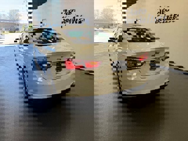 Used 2024 Chevrolet Malibu LT image 38