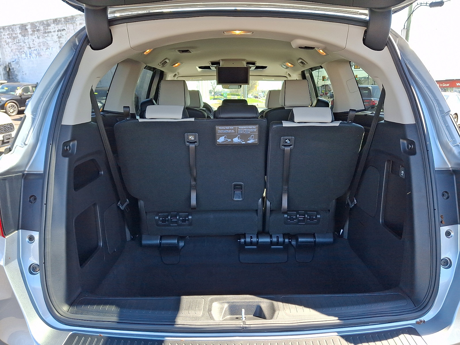 Used 2025 Honda Odyssey Elite image 29