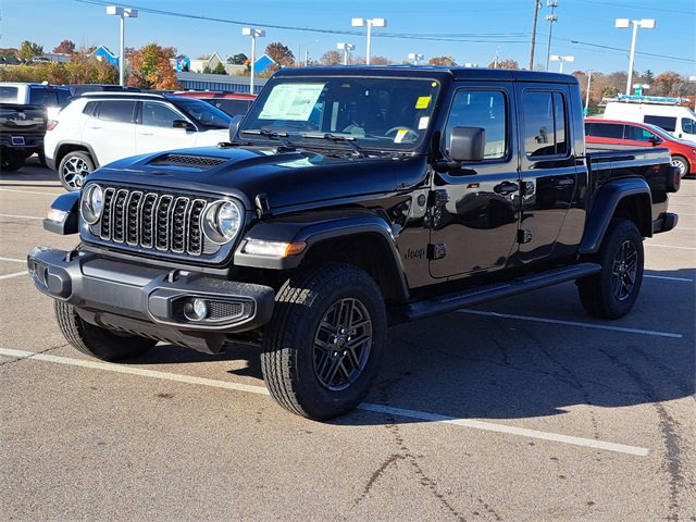 New 2026 Jeep Gladiator Sport image 2