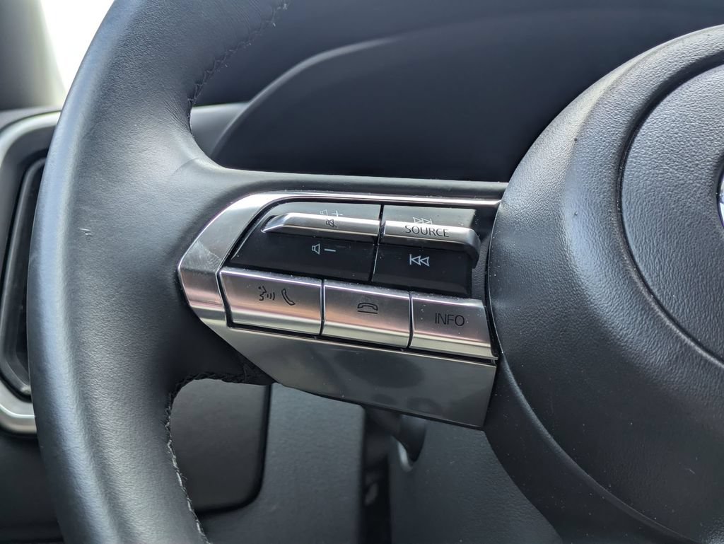 Used 2025 MAZDA CX-50 AWD 2.5 Hybrid w/ Premium Pkg image 23