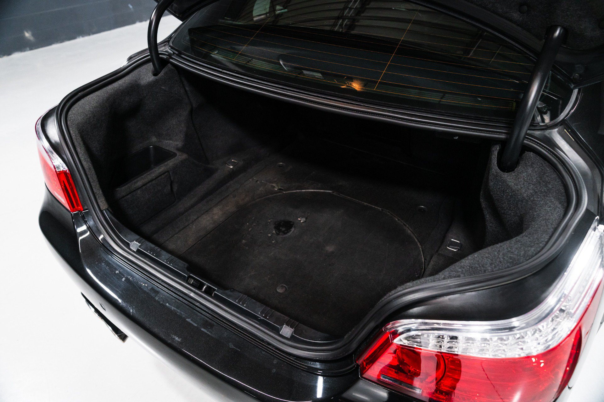 Used 2007 BMW M5 RWD image 37