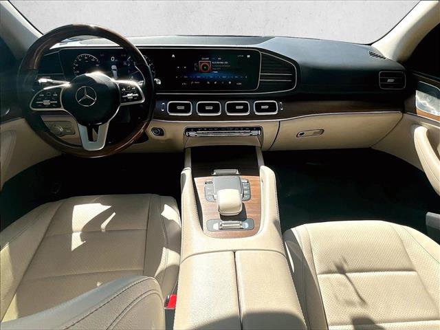 Used 2022 Mercedes-Benz GLS 450 4MATIC image 16