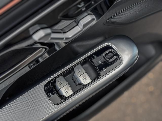New 2026 Mercedes-Benz EQE 320 4MATIC SUV image 35