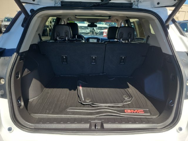 Used 2018 GMC Terrain Denali w/ LPO, 'HIT The Road' Package FWD image 27