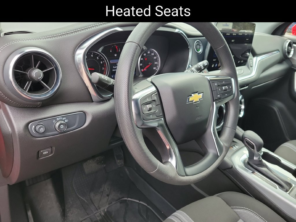 Certified 2024 Chevrolet Blazer LT w/ Convenience Package FWD image 9
