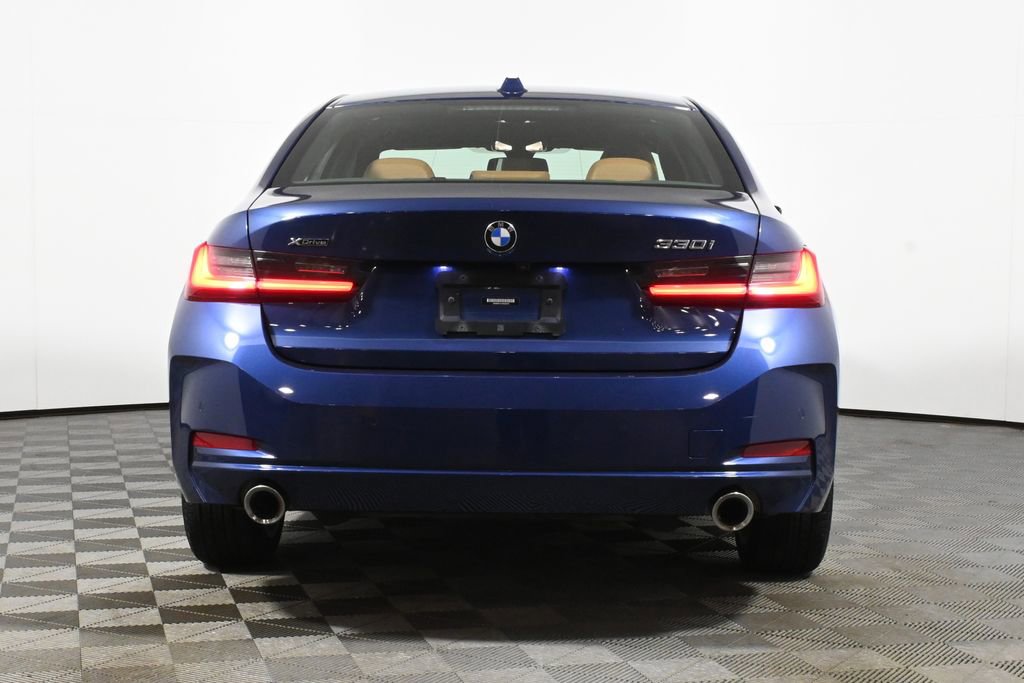 Used 2023 BMW 330i xDrive Sedan w/ Driving Assistance Package AWD/4WD image 6