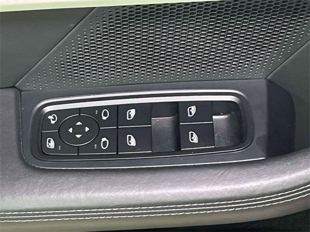 Certified 2022 Porsche Taycan 4S image 35