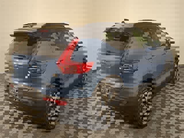 Used 2023 Volvo XC40 Recharge Ultimate w/ Protection Package Premier image 18