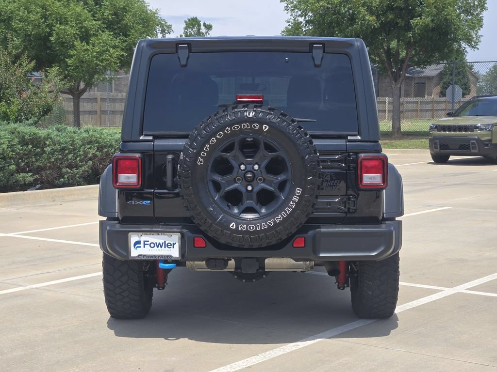 Used 2023 Jeep Wrangler Unlimited w/ Cold Weather Group AWD/4WD image 6