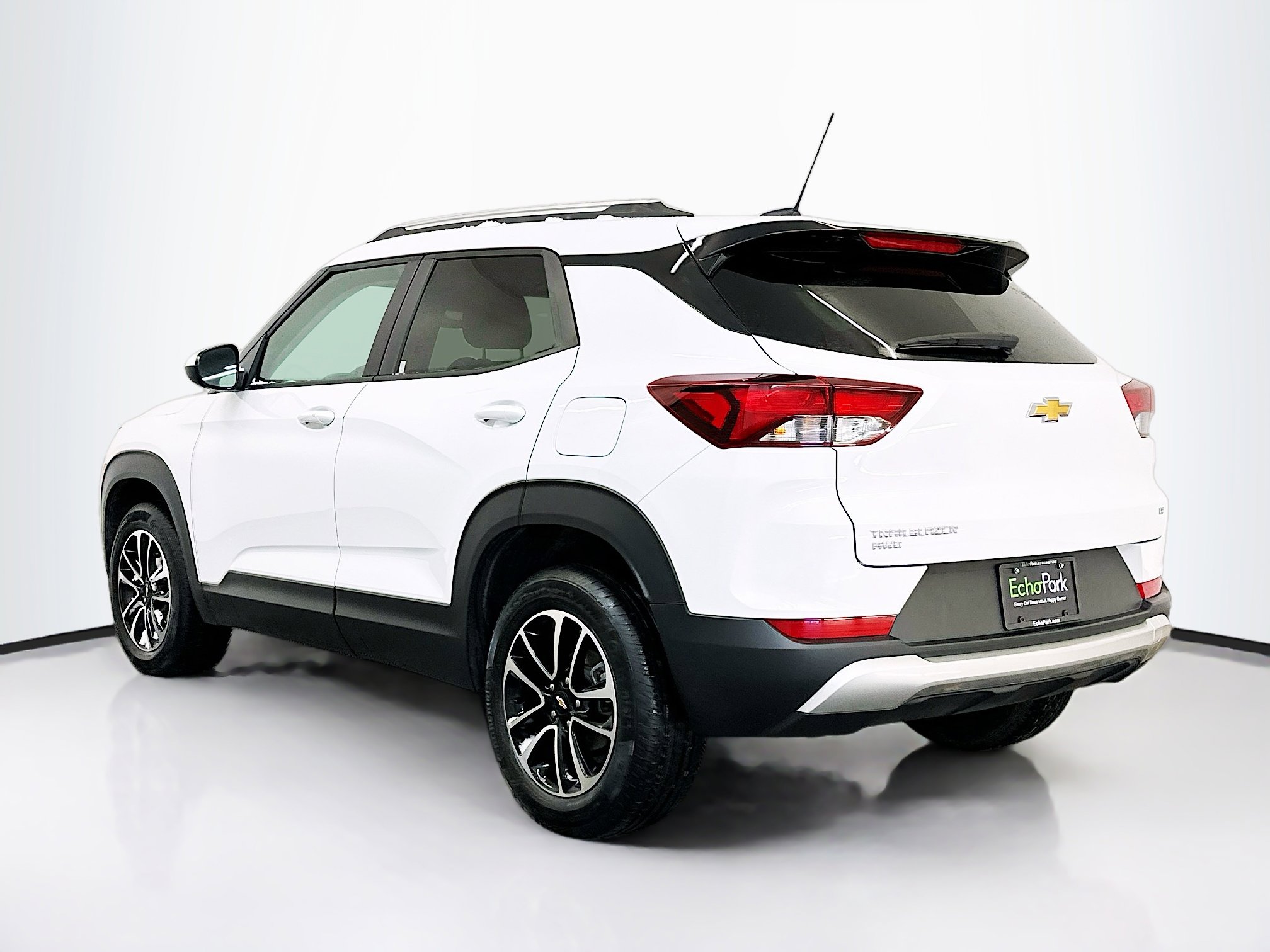 Used 2025 Chevrolet TrailBlazer LT image 5