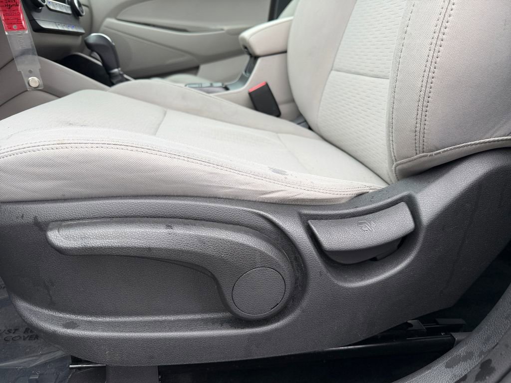 Used 2019 Hyundai Tucson SE image 24