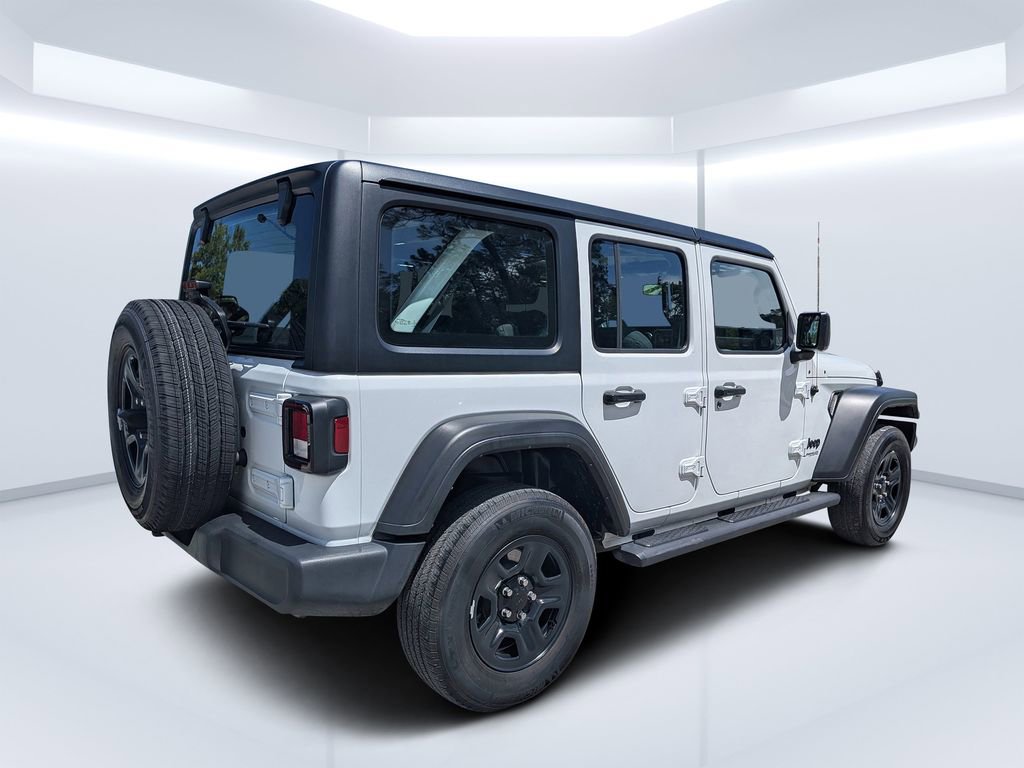 Used 2022 Jeep Wrangler Unlimited Sport image 3